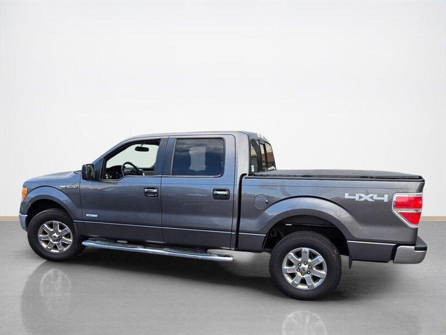 2014 Sterling Gray Metallic Ford F-150 XLT (1FTFW1ET9EF) with an EcoBoost 3.5L Twin Turbo V6 365hp 420ft. lbs. engine, Automatic transmission, located at 25355 Eames Street, Channahon, IL, 60410, (815) 467-1807, 41.429108, -88.228432 - ** LOCAL TRADE IN, WHOLESALE AS-IS, HAS RUST ON CAB CORNERS, AND HAS SOME LEAKS. ** 2014 Ford F-150 XLT Sterling Gray Metallic exterior with Steel Gray interior. Powered by the proven EcoBoost 3.5L Twin-Turbo V6 producing 365 hp and 420 lb-ft of torque, paired with a six-speed automatic transmissio - Photo#6
