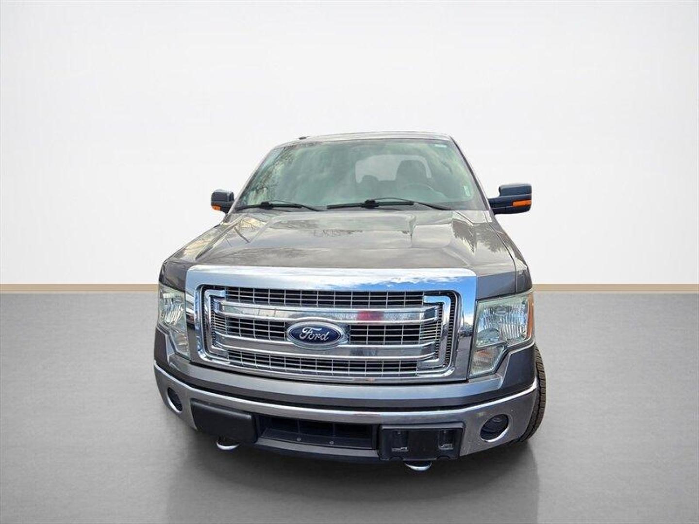 2014 Sterling Gray Metallic Ford F-150 XLT (1FTFW1ET9EF) with an EcoBoost 3.5L Twin Turbo V6 365hp 420ft. lbs. engine, Automatic transmission, located at 25355 Eames Street, Channahon, IL, 60410, (815) 467-1807, 41.429108, -88.228432 - ** LOCAL TRADE IN, WHOLESALE AS-IS, HAS RUST ON CAB CORNERS, AND HAS SOME LEAKS. ** 2014 Ford F-150 XLT Sterling Gray Metallic exterior with Steel Gray interior. Powered by the proven EcoBoost 3.5L Twin-Turbo V6 producing 365 hp and 420 lb-ft of torque, paired with a six-speed automatic transmissio - Photo#8