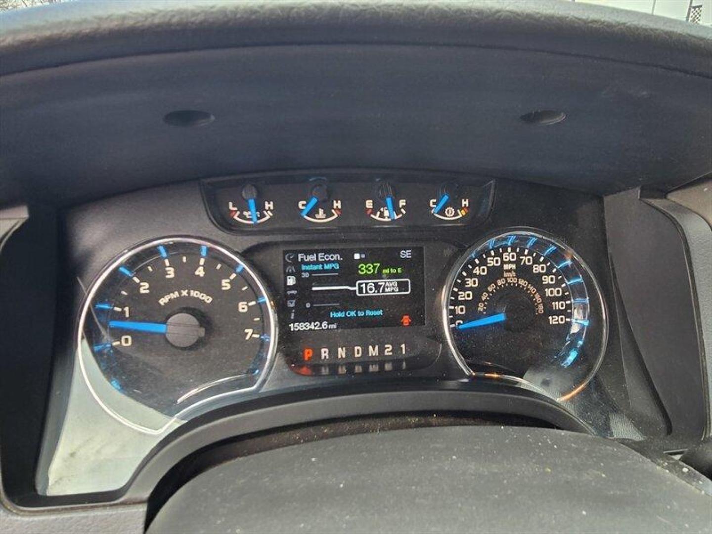 2014 Sterling Gray Metallic Ford F-150 XLT (1FTFW1ET9EF) with an EcoBoost 3.5L Twin Turbo V6 365hp 420ft. lbs. engine, Automatic transmission, located at 25355 Eames Street, Channahon, IL, 60410, (815) 467-1807, 41.429108, -88.228432 - ** LOCAL TRADE IN, WHOLESALE AS-IS, HAS RUST ON CAB CORNERS, AND HAS SOME LEAKS. ** 2014 Ford F-150 XLT Sterling Gray Metallic exterior with Steel Gray interior. Powered by the proven EcoBoost 3.5L Twin-Turbo V6 producing 365 hp and 420 lb-ft of torque, paired with a six-speed automatic transmissio - Photo#10