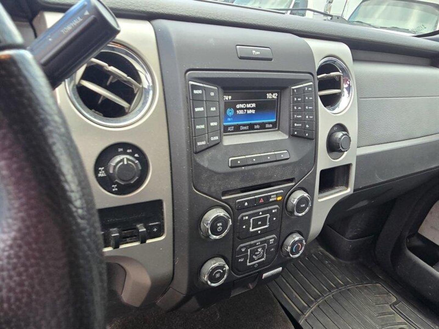 2014 Sterling Gray Metallic Ford F-150 XLT (1FTFW1ET9EF) with an EcoBoost 3.5L Twin Turbo V6 365hp 420ft. lbs. engine, Automatic transmission, located at 25355 Eames Street, Channahon, IL, 60410, (815) 467-1807, 41.429108, -88.228432 - ** LOCAL TRADE IN, WHOLESALE AS-IS, HAS RUST ON CAB CORNERS, AND HAS SOME LEAKS. ** 2014 Ford F-150 XLT Sterling Gray Metallic exterior with Steel Gray interior. Powered by the proven EcoBoost 3.5L Twin-Turbo V6 producing 365 hp and 420 lb-ft of torque, paired with a six-speed automatic transmissio - Photo#11