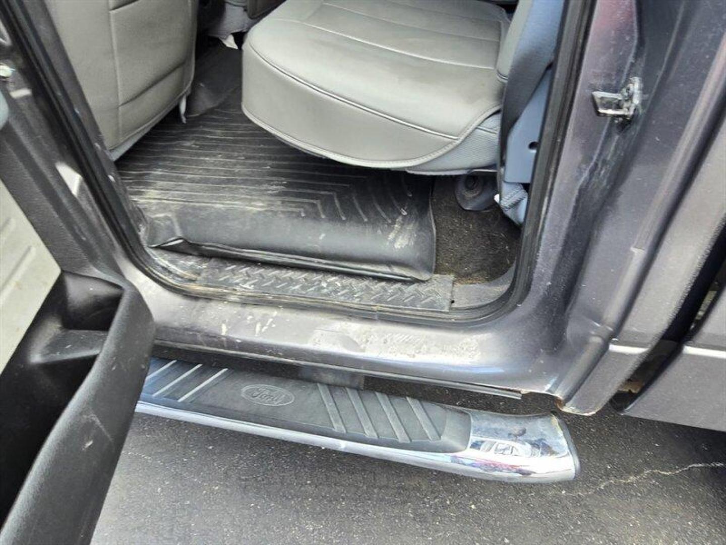 2014 Sterling Gray Metallic Ford F-150 XLT (1FTFW1ET9EF) with an EcoBoost 3.5L Twin Turbo V6 365hp 420ft. lbs. engine, Automatic transmission, located at 25355 Eames Street, Channahon, IL, 60410, (815) 467-1807, 41.429108, -88.228432 - ** LOCAL TRADE IN, WHOLESALE AS-IS, HAS RUST ON CAB CORNERS, AND HAS SOME LEAKS. ** 2014 Ford F-150 XLT Sterling Gray Metallic exterior with Steel Gray interior. Powered by the proven EcoBoost 3.5L Twin-Turbo V6 producing 365 hp and 420 lb-ft of torque, paired with a six-speed automatic transmissio - Photo#15