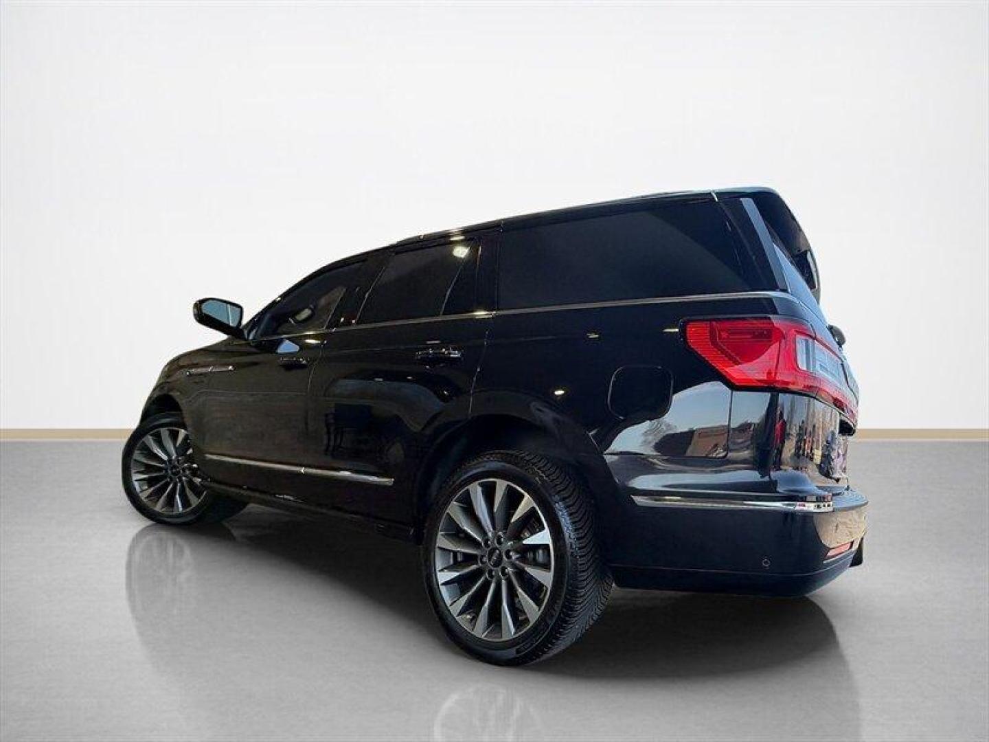 2021 Infinite Black Lincoln Navigator Reserve (5LMJJ2KT4ME) with an 3.5L Twin Turbo V6 450hp 510ft. lbs. engine, Automatic transmission, located at 25355 Eames Street, Channahon, IL, 60410, (815) 467-1807, 41.429108, -88.228432 - ** UNIT WAS A CUSTOMER BUYBACK BUT HAS BEEN REPAIRED BY LINCOLN** 2021 Lincoln Navigator Reserve Infinite Black exterior, Ebony leather interior. Powered by the factory 3.5L Twin-Turbo V6 producing 450 hp and 510 lb-ft of torque, paired with a 10-speed automatic transmission. This Navigator has und - Photo#5