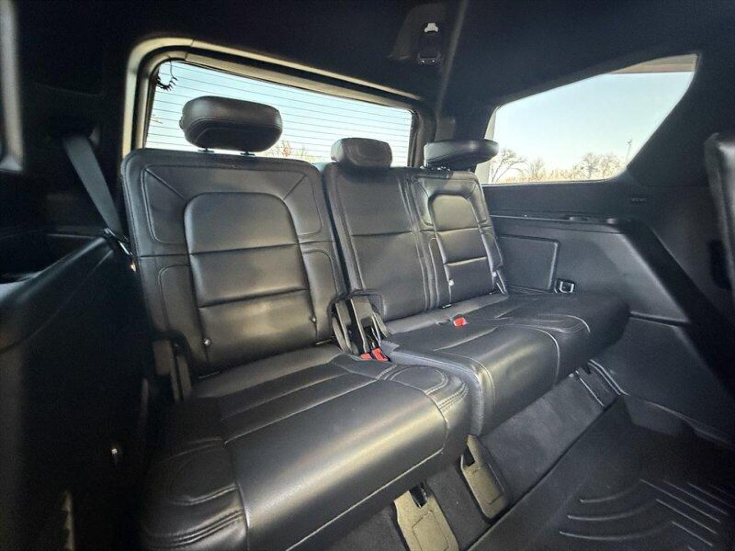 2021 Infinite Black Lincoln Navigator Reserve (5LMJJ2KT4ME) with an 3.5L Twin Turbo V6 450hp 510ft. lbs. engine, Automatic transmission, located at 25355 Eames Street, Channahon, IL, 60410, (815) 467-1807, 41.429108, -88.228432 - ** UNIT WAS A CUSTOMER BUYBACK BUT HAS BEEN REPAIRED BY LINCOLN** 2021 Lincoln Navigator Reserve Infinite Black exterior, Ebony leather interior. Powered by the factory 3.5L Twin-Turbo V6 producing 450 hp and 510 lb-ft of torque, paired with a 10-speed automatic transmission. This Navigator has und - Photo#15