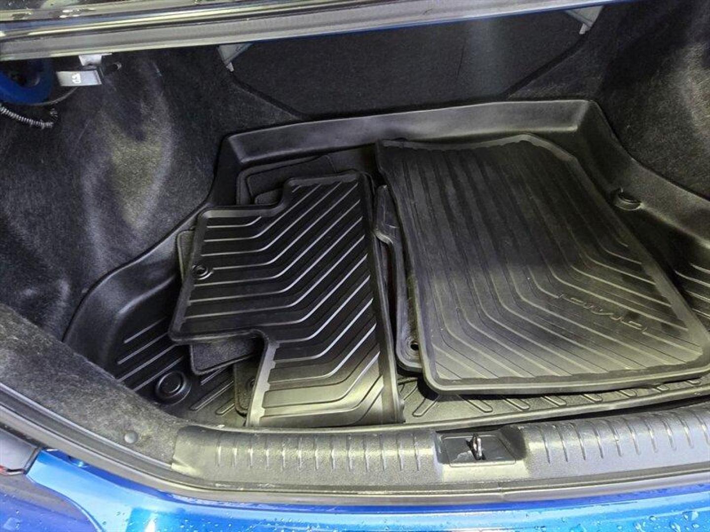 2015 Dyno Blue Pearl Honda Civic EX (19XFB2F81FE) with an 1.8L I4 143hp 129ft. lbs. engine, Automatic transmission, located at 25355 Eames Street, Channahon, IL, 60410, (815) 467-1807, 41.429108, -88.228432 - 2015 Honda Civic EX Dyno Blue Pearl exterior, Gray interior. Powered by Hondas 1.8L i4 engine producing 143 hp and 129 lb-ft of torque, this Civic delivers a balanced combination of efficiency and everyday performance. It averages excellent fuel economy at an EPA-rated 30 MPG city and 39 MPG highwa - Photo#26