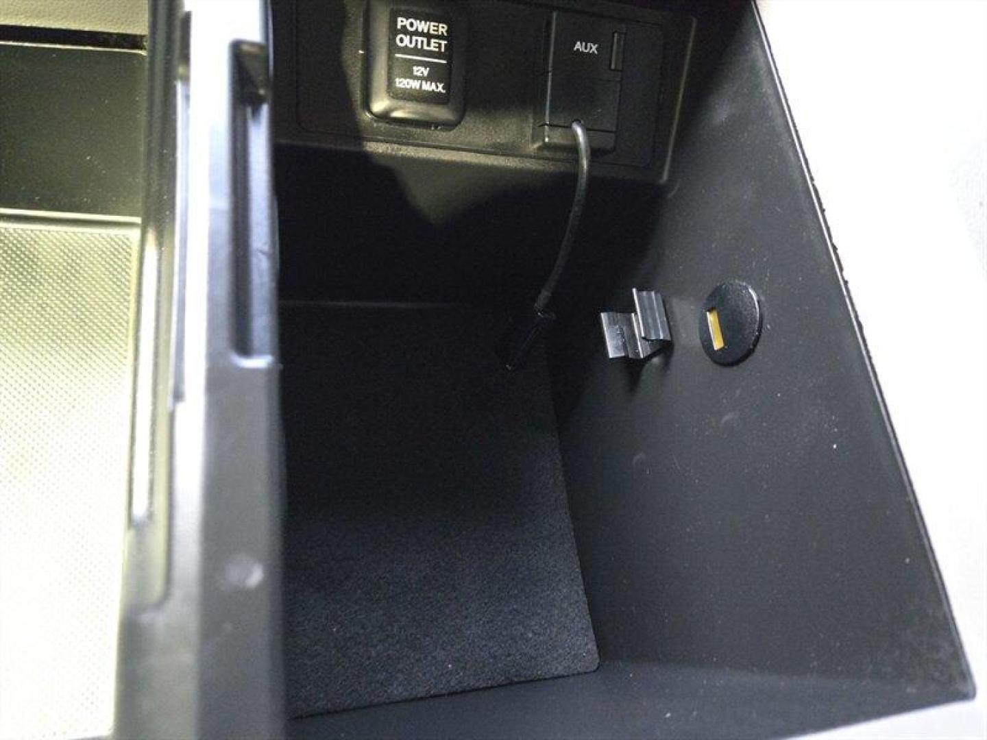 2012 Bali Blue Pearl Honda Pilot EX-L (5FNYF3H57CB) with an 3.5L V6 250hp 253ft. lbs. engine, Automatic transmission, located at 25355 Eames Street, Channahon, IL, 60410, (815) 467-1807, 41.429108, -88.228432 - 2012 Honda Pilot EX-L Bali Blue Pearl exterior with Gray leather interior. This well-maintained SUV is powered by a 3.5L V6 producing 250 hp and 253 ft-lbs of torque, paired with Hondas smooth automatic transmission. It has excellent overall condition, a clean CARFAX report, and a single-owner hist - Photo#21