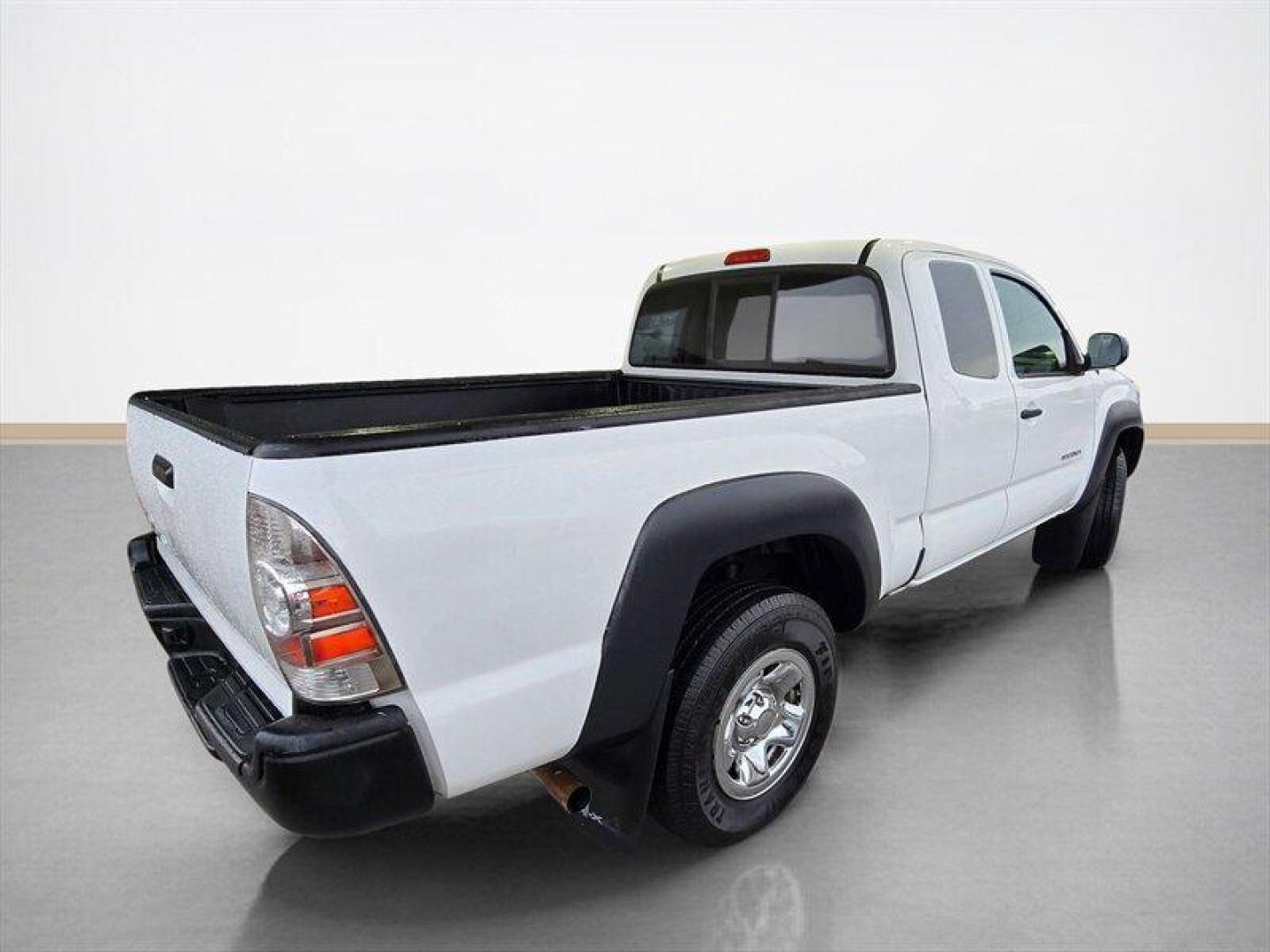 2015 Super White Toyota Tacoma (5TFUX4EN8FX) with an 2.7L I4 159hp 180ft. lbs. engine, Automatic transmission, located at 25355 Eames Street, Channahon, IL, 60410, (815) 467-1807, 41.429108, -88.228432 - This 2015 Toyota Tacoma is built to take over the road no apologies. Super White exterior, Graphite interior, and a gutsy 2.7L I4 pumping out 159 horsepower and 180 lb-ft of torque. Its lean, its mean, and itll get you where you need to go with a measured appetite: 18 MPG city and 20 MPG highway. T - Photo#3