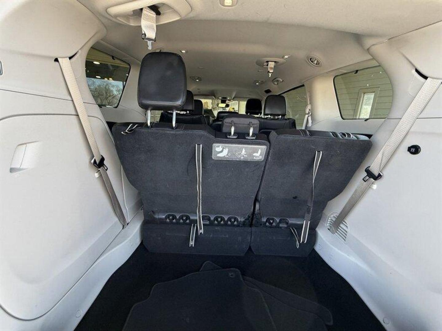 2018 Billet Silver Metallic Clear Coat Chrysler Pacifica Touring L (2C4RC1BG2JR) with an Pentastar 3.6L V6 287hp 262ft. lbs. engine, Automatic transmission, located at 25355 Eames Street, Channahon, IL, 60410, (815) 467-1807, 41.429108, -88.228432 - Bright, roomy, and ready for every family adventure this 2018 Chrysler Pacifica Touring L blends confident Pentastar performance with thoughtful, family-friendly design. Powertrain and efficiency - Pentastar 3.6L V6 producing 287 hp and 262 lb-ft of torque - Smooth-shifting 9-speed automatic trans - Photo#13