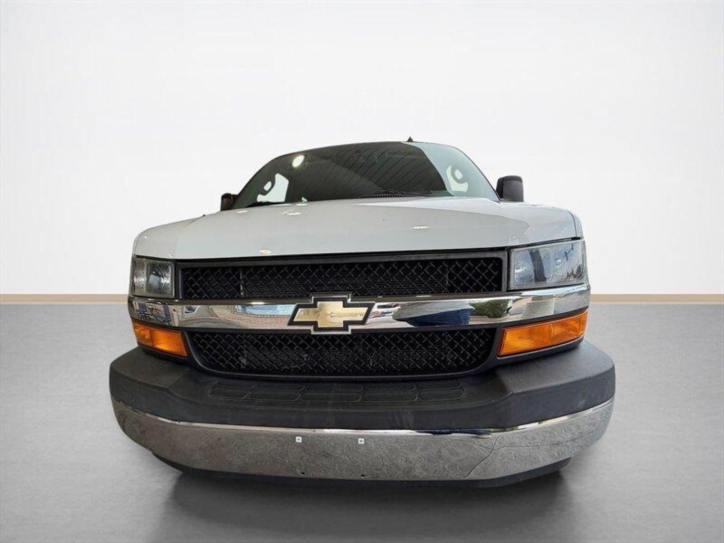 2018 Summit White Chevrolet Express LT Passenger (1GAWGFFG6J1) with an Vortec 6.0L Flex Fuel V8 342hp 373ft. lbs. engine, Automatic transmission, located at 25355 Eames Street, Channahon, IL, 60410, (815) 467-1807, 41.429108, -88.228432 - 2018 Chevrolet Express 2500 LT Summit White exterior / Medium Pewter interior This 2018 Chevrolet Express 2500 LT is powered by the factory Vortec 6.0L FlexFuel V8 (342 hp, 373 lb-ft). It has exceptionally low mileage under 16,000 miles total, averaging less than 2,000 miles per year and is in e - Photo#8