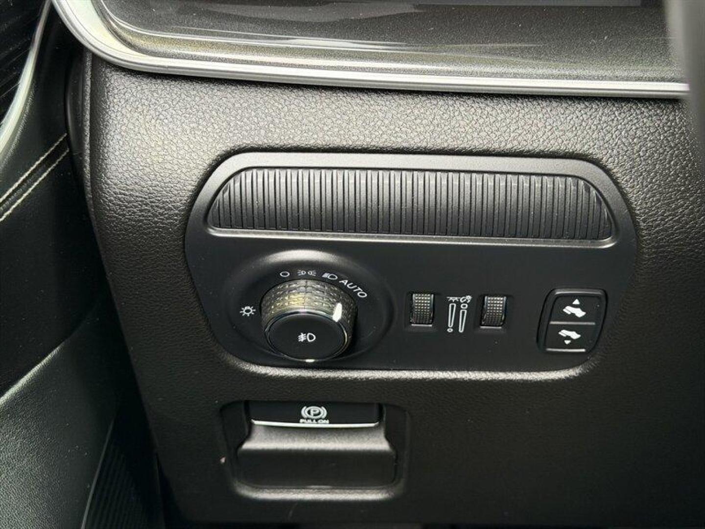 2022 Baltic Gray Metallic Clear Coat Jeep Wagoneer Series I (1C4SJVAT9NS) with an HEMI eTorque 5.7L Mild Hybrid V8 392hp 404ft. lbs. engine, Automatic transmission, located at 25355 Eames Street, Channahon, IL, 60410, (815) 467-1807, 41.429108, -88.228432 - Behold a modern American icon reborn: the 2022 Jeep Wagoneer Series I, cloaked in the sublime River Rock exterior and appointed in refined Global Black leather. Powered by the commanding HEMI eTorque 5.7L Mild Hybrid V8 delivering a muscular 392 horsepower and 404 lb-ft of torque this flagship-cal - Photo#26