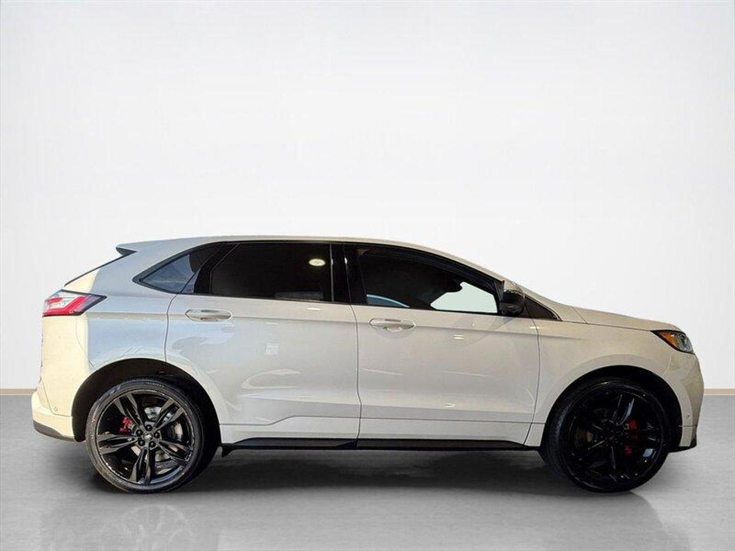 2019 White Platinum Metallic Tri-Coat Ford Edge ST (2FMPK4AP9KB) with an EcoBoost 2.7L Twin Turbo V6 335hp 380ft. lbs. engine, Automatic transmission, located at 25355 Eames Street, Channahon, IL, 60410, (815) 467-1807, 41.429108, -88.228432 - Say hello to the 2019 Ford Edge ST AWD White Platinum Metallic Tri-Coat on the outside, Ebony on the inside, and attitude dialed up to I mean business. This is the sporty, grown-up crossover that doesnt whisper performance it announces it. Under the hood sits the brawny EcoBoost 2.7L Twin-Turbo V6 - Photo#1