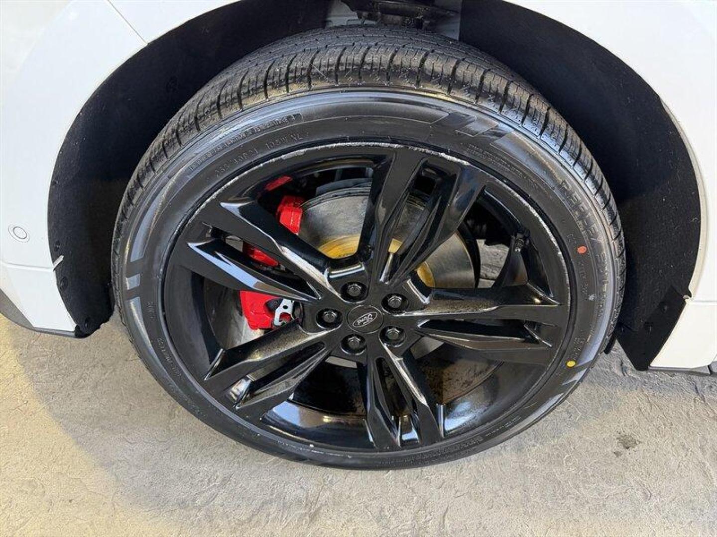 2019 White Platinum Metallic Tri-Coat Ford Edge ST (2FMPK4AP9KB) with an EcoBoost 2.7L Twin Turbo V6 335hp 380ft. lbs. engine, Automatic transmission, located at 25355 Eames Street, Channahon, IL, 60410, (815) 467-1807, 41.429108, -88.228432 - Say hello to the 2019 Ford Edge ST AWD White Platinum Metallic Tri-Coat on the outside, Ebony on the inside, and attitude dialed up to I mean business. This is the sporty, grown-up crossover that doesnt whisper performance it announces it. Under the hood sits the brawny EcoBoost 2.7L Twin-Turbo V6 - Photo#9