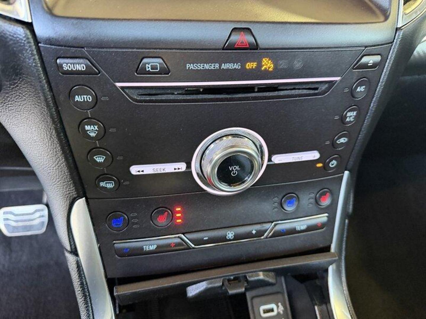 2019 White Platinum Metallic Tri-Coat Ford Edge ST (2FMPK4AP9KB) with an EcoBoost 2.7L Twin Turbo V6 335hp 380ft. lbs. engine, Automatic transmission, located at 25355 Eames Street, Channahon, IL, 60410, (815) 467-1807, 41.429108, -88.228432 - Say hello to the 2019 Ford Edge ST AWD White Platinum Metallic Tri-Coat on the outside, Ebony on the inside, and attitude dialed up to I mean business. This is the sporty, grown-up crossover that doesnt whisper performance it announces it. Under the hood sits the brawny EcoBoost 2.7L Twin-Turbo V6 - Photo#18