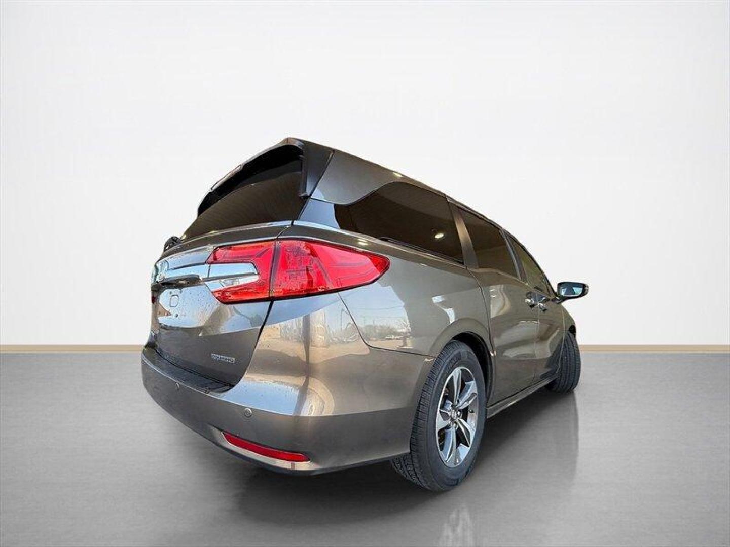 2018 Modern Steel Metallic Honda Odyssey Touring (5FNRL6H8XJB) with an 3.5L V6 280hp 262ft. lbs. engine, Automatic transmission, located at 25355 Eames Street, Channahon, IL, 60410, (815) 467-1807, 41.429108, -88.228432 - Meet the 2018 Honda Odyssey Touring a thoughtfully equipped, family-ready minivan that blends a powerful V6 with comfortable, tech-forward interiors and smart safety features. Finished in Pacific Pewter Metallic with a gray interior, this Odyssey has good mileage (below 81,000 miles, averaging unde - Photo#3