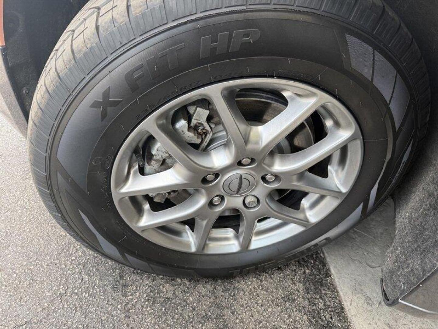 2021 Granite Crystal Metallic Clear Coat Chrysler Pacifica Touring (2C4RC1FG2MR) with an Pentastar 3.6L V6 287hp 262ft. lbs. engine, Automatic transmission, located at 25355 Eames Street, Channahon, IL, 60410, (815) 467-1807, 41.429108, -88.228432 - Bright, capable, and family-friendly this 2021 Chrysler Pacifica Touring in Maximum Steel Metallic Clear Coat is ready to make every drive easier and more enjoyable. Powered by the tried-and-true Pentastar 3.6L V6 (287 hp and 262 lb-ft of torque) paired to a smooth automatic transmission, it delive - Photo#9