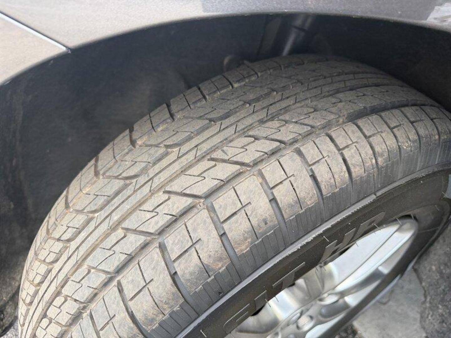 2021 Granite Crystal Metallic Clear Coat Chrysler Pacifica Touring (2C4RC1FG2MR) with an Pentastar 3.6L V6 287hp 262ft. lbs. engine, Automatic transmission, located at 25355 Eames Street, Channahon, IL, 60410, (815) 467-1807, 41.429108, -88.228432 - Bright, capable, and family-friendly this 2021 Chrysler Pacifica Touring in Maximum Steel Metallic Clear Coat is ready to make every drive easier and more enjoyable. Powered by the tried-and-true Pentastar 3.6L V6 (287 hp and 262 lb-ft of torque) paired to a smooth automatic transmission, it delive - Photo#10