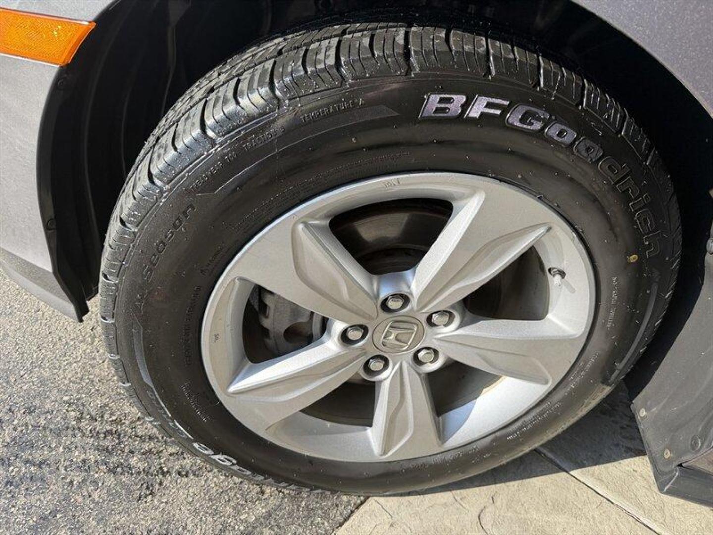 2019 Modern Steel Metallic Honda Odyssey EX-L (5FNRL6H79KB) with an 3.5L V6 280hp 262ft. lbs. engine, Automatic transmission, located at 25355 Eames Street, Channahon, IL, 60410, (815) 467-1807, 41.429108, -88.228432 - Meet the 2019 Honda Odyssey EX-L because who says practicality cant be a little bit fabulous? Under that Modern Steel Metallic paint and Gray leather interior sits a stout 3.5L V6 that delivers a spirited 280 hp and 262 lb-ft of torque. You get confident passing power for highway sprints and everyd - Photo#9