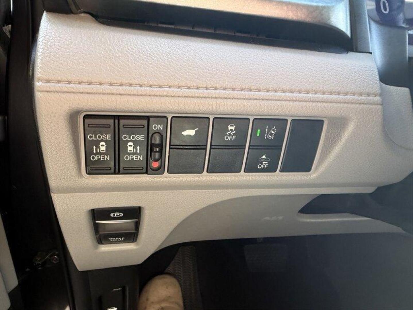 2019 Modern Steel Metallic Honda Odyssey EX-L (5FNRL6H79KB) with an 3.5L V6 280hp 262ft. lbs. engine, Automatic transmission, located at 25355 Eames Street, Channahon, IL, 60410, (815) 467-1807, 41.429108, -88.228432 - Meet the 2019 Honda Odyssey EX-L because who says practicality cant be a little bit fabulous? Under that Modern Steel Metallic paint and Gray leather interior sits a stout 3.5L V6 that delivers a spirited 280 hp and 262 lb-ft of torque. You get confident passing power for highway sprints and everyd - Photo#25