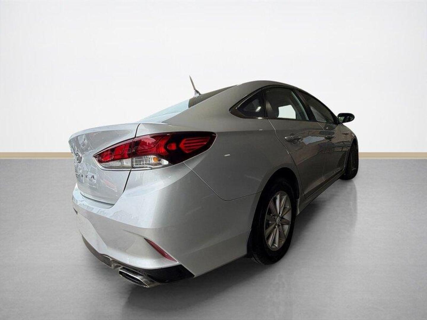 2019 Symphony Silver Hyundai SONATA SE (5NPE24AF9KH) with an Theta II 2.4L I4 185hp 178ft. lbs. SULEV engine, Automatic transmission, located at 25355 Eames Street, Channahon, IL, 60410, (815) 467-1807, 41.429108, -88.228432 - This 2019 Hyundai Sonata SE is that no-drama, reliable, Ive got places to be and money to save kind of ride. A clean local trade thats been serviced and handledbecause not everyone needs a diva sometimes you just need dependable. Fresh new tires and brakes, so youre not inheriting someone elses pro - Photo#3