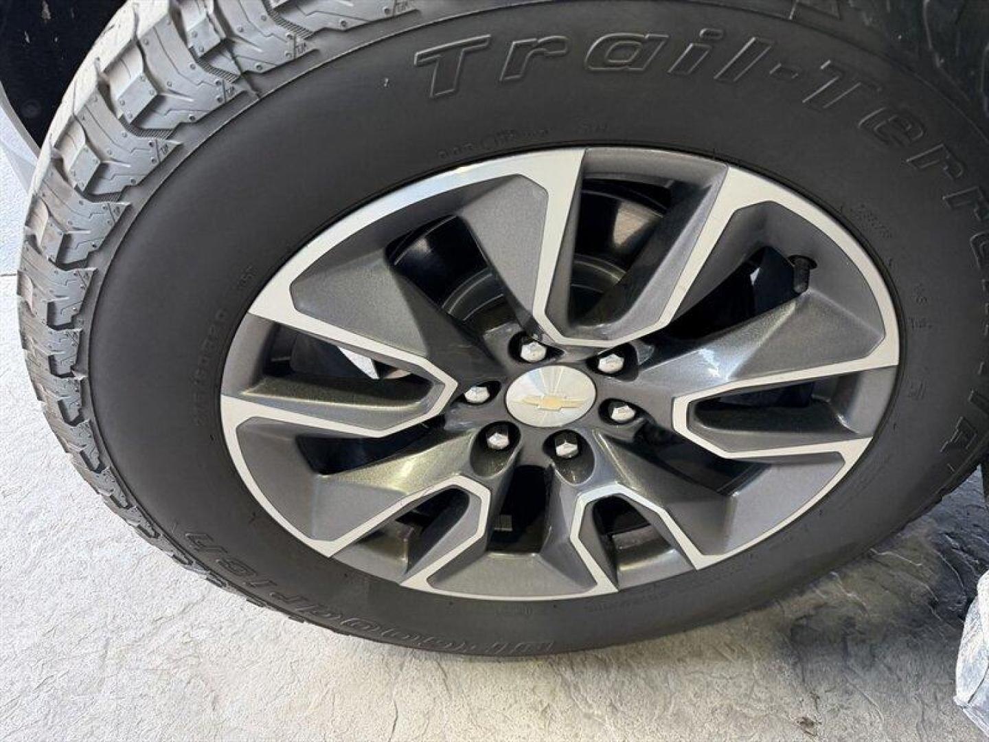 2021 Shadow Gray Metallic Chevrolet Tahoe LT (1GNSKNKD3MR) with an EcoTec3 5.3L V8 355hp 383ft. lbs. engine, Automatic transmission, located at 25355 Eames Street, Channahon, IL, 60410, (815) 467-1807, 41.429108, -88.228432 - 2021 Chevrolet Tahoe LT Shadow Gray Metallic outside, Jet Black inside, and plenty of attitude under the hood. Power and performance Under the hood sits GMs dependable EcoTec3 5.3L V8, cranking out 355 horsepower and 383 lb-ft of torque. Mated to a smooth automatic transmission, this Tahoe hustl - Photo#9