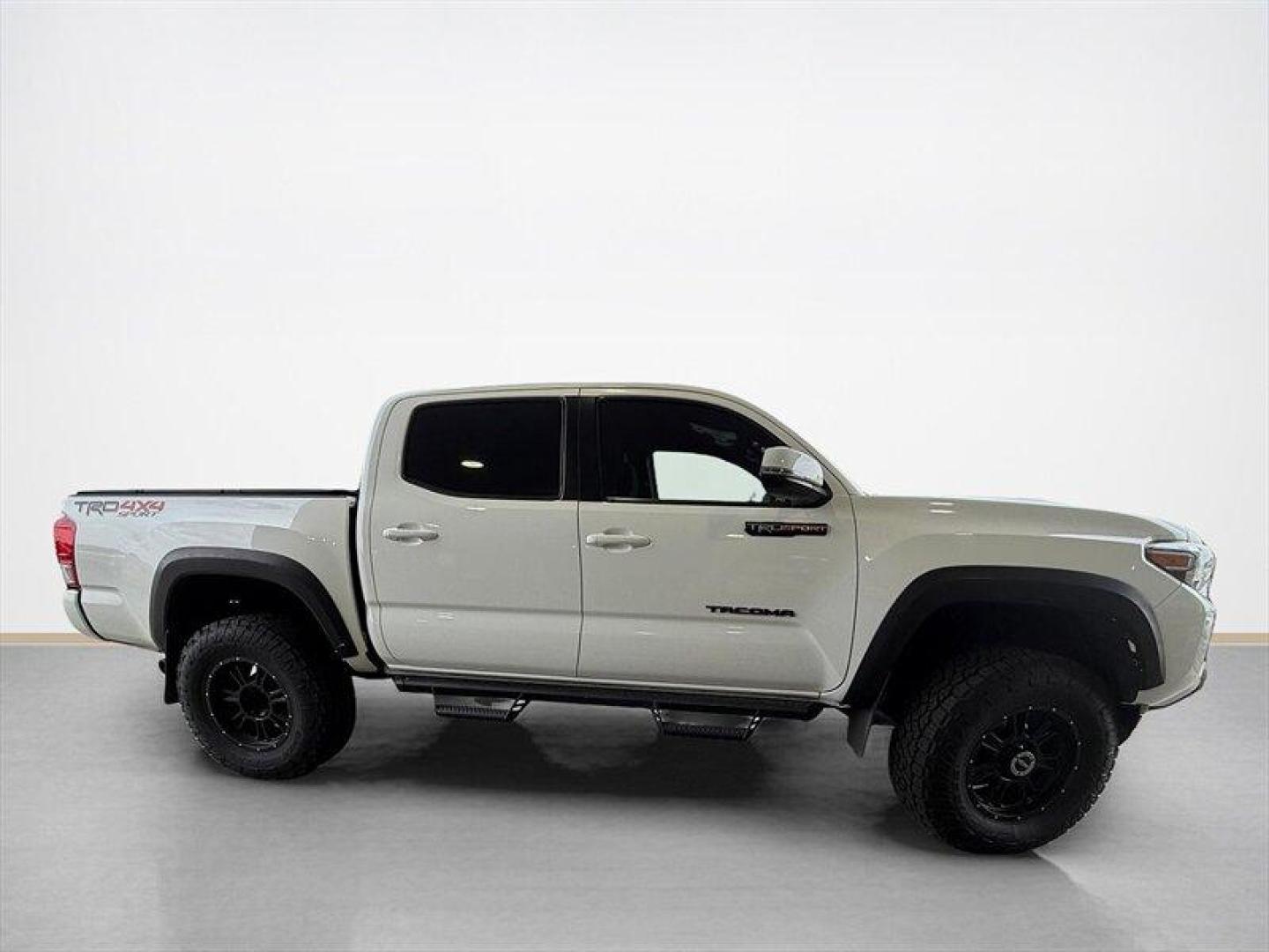 2017 Super White Toyota Tacoma SR V6 (3TMCZ5ANXHM) with an 3.5L V6 278hp 265ft. lbs. engine, Automatic transmission, located at 25355 Eames Street, Channahon, IL, 60410, (815) 467-1807, 41.429108, -88.228432 - Unleash raw power and unstoppable performance with this 2017 Toyota Tacoma SR V6. Beneath the hood roars a fierce 3.5L V6 engine, cranking out a commanding 278 horsepower and 265 lb-ft of torque, built to dominate both city streets and rugged trails. Dressed in a striking Super White exterior, this - Photo#1