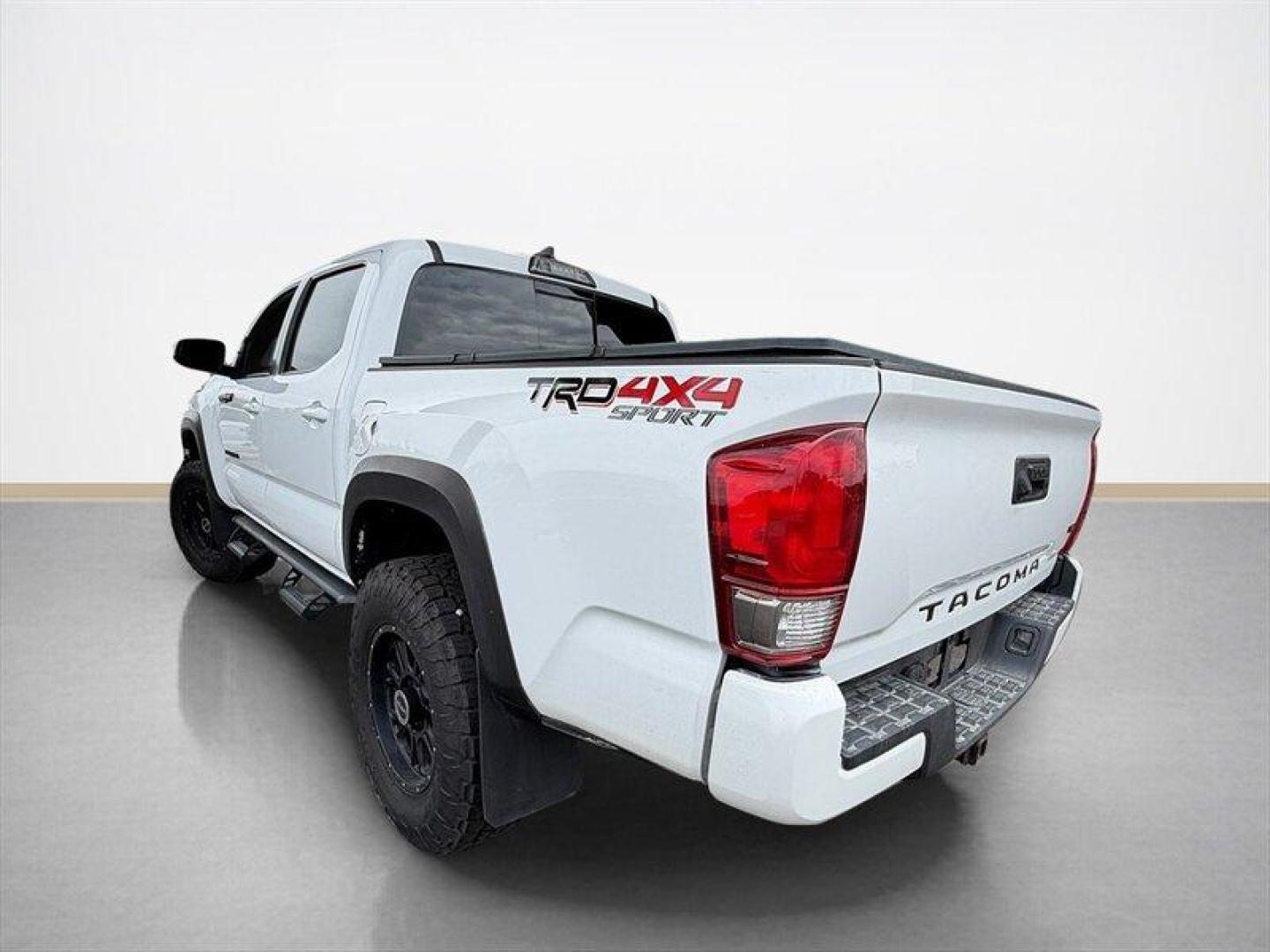 2017 Super White Toyota Tacoma SR V6 (3TMCZ5ANXHM) with an 3.5L V6 278hp 265ft. lbs. engine, Automatic transmission, located at 25355 Eames Street, Channahon, IL, 60410, (815) 467-1807, 41.429108, -88.228432 - Unleash raw power and unstoppable performance with this 2017 Toyota Tacoma SR V6. Beneath the hood roars a fierce 3.5L V6 engine, cranking out a commanding 278 horsepower and 265 lb-ft of torque, built to dominate both city streets and rugged trails. Dressed in a striking Super White exterior, this - Photo#5
