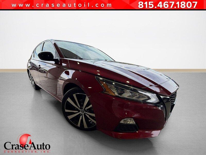 photo of 2022 Nissan Altima 2.5 SR 