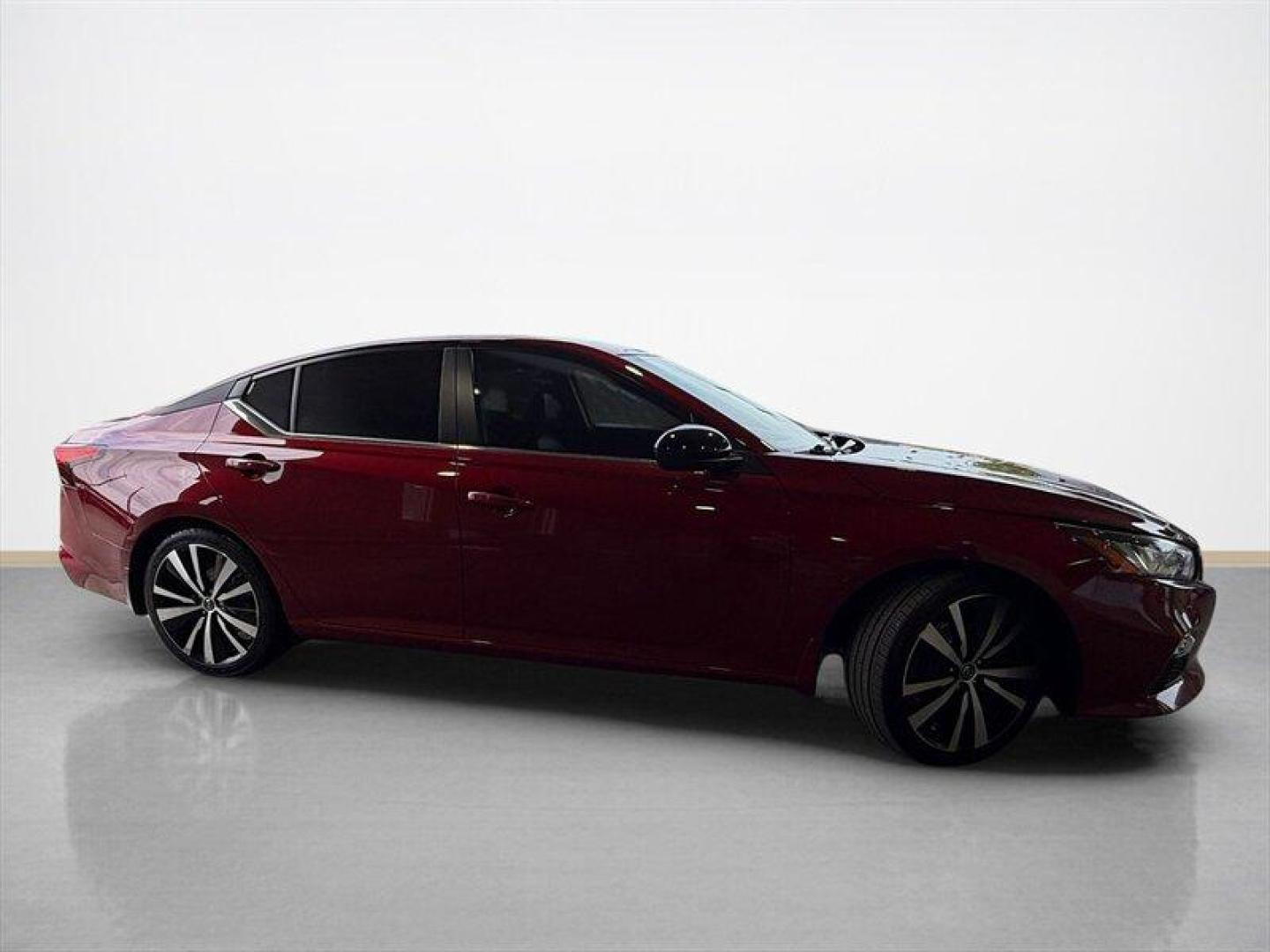 2022 Red Nissan Altima 2.5 SR (1N4BL4CV9NN) with an 2.5L I4 188hp 180ft. lbs. engine, Automatic transmission, located at 25355 Eames Street, Channahon, IL, 60410, (815) 467-1807, 41.429108, -88.228432 - Finished in stunning Scarlet Ember with Charcoal leather, this color combo is straight-up classy with a little attitude. Local trade with sporty SR styling, backup camera, sharp body lines, and the kind of look that makes a regular commuter car feel anything but basic. Comfortable, stylish, fuel-f - Photo#1