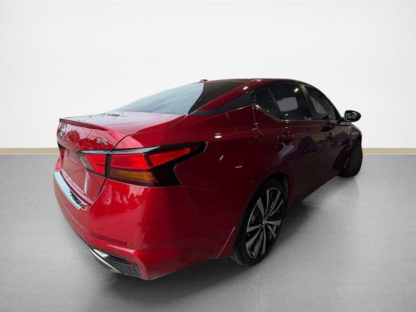 2022 Red Nissan Altima 2.5 SR (1N4BL4CV9NN) with an 2.5L I4 188hp 180ft. lbs. engine, Automatic transmission, located at 25355 Eames Street, Channahon, IL, 60410, (815) 467-1807, 41.429108, -88.228432 - Finished in stunning Scarlet Ember with Charcoal leather, this color combo is straight-up classy with a little attitude. Local trade with sporty SR styling, backup camera, sharp body lines, and the kind of look that makes a regular commuter car feel anything but basic. Comfortable, stylish, fuel-f - Photo#3