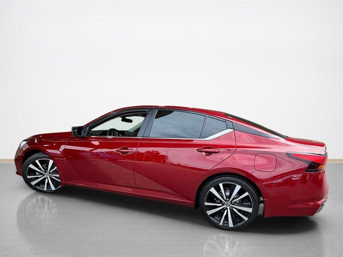 2022 Red Nissan Altima 2.5 SR (1N4BL4CV9NN) with an 2.5L I4 188hp 180ft. lbs. engine, Automatic transmission, located at 25355 Eames Street, Channahon, IL, 60410, (815) 467-1807, 41.429108, -88.228432 - Finished in stunning Scarlet Ember with Charcoal leather, this color combo is straight-up classy with a little attitude. Local trade with sporty SR styling, backup camera, sharp body lines, and the kind of look that makes a regular commuter car feel anything but basic. Comfortable, stylish, fuel-f - Photo#6