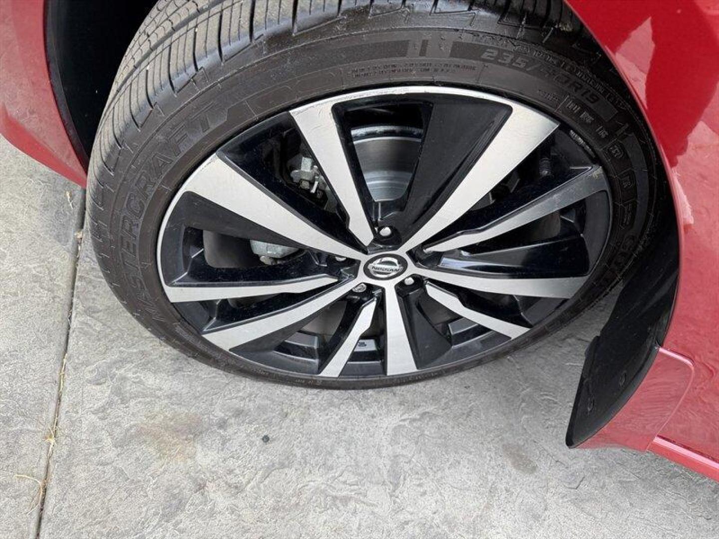 2022 Red Nissan Altima 2.5 SR (1N4BL4CV9NN) with an 2.5L I4 188hp 180ft. lbs. engine, Automatic transmission, located at 25355 Eames Street, Channahon, IL, 60410, (815) 467-1807, 41.429108, -88.228432 - Finished in stunning Scarlet Ember with Charcoal leather, this color combo is straight-up classy with a little attitude. Local trade with sporty SR styling, backup camera, sharp body lines, and the kind of look that makes a regular commuter car feel anything but basic. Comfortable, stylish, fuel-f - Photo#9