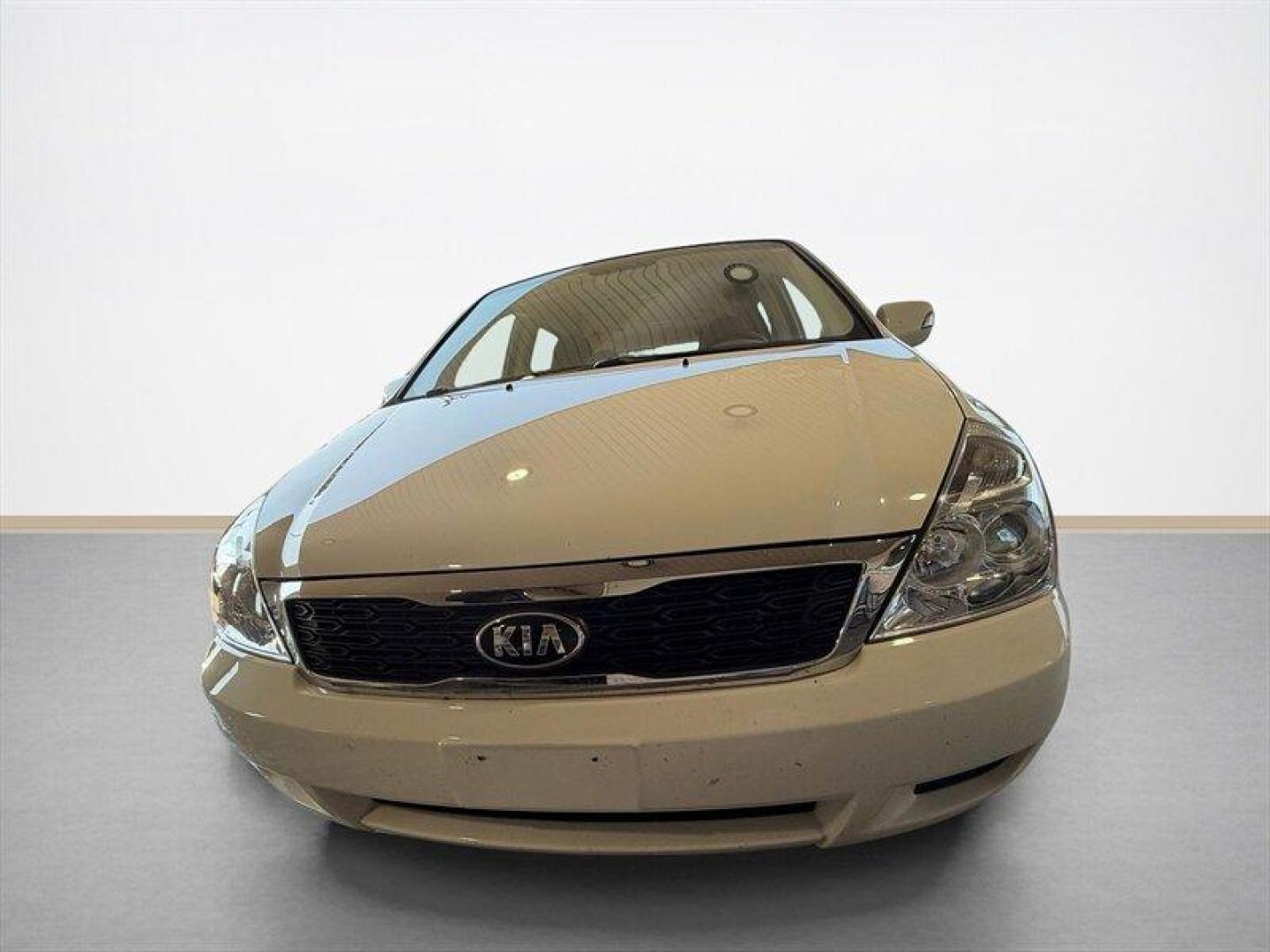 2012 Clear White Kia Sedona LX (KNDMG4C70C6) with an 3.5 engine, Automatic transmission, located at 25355 Eames Street, Channahon, IL, 60410, (815) 467-1807, 41.429108, -88.228432 - The kind of van that says Ive been babied, not battled. One-owner, low-mile, local trade owned by an older couple its whole life this Sedona has lived the easy life. Power doors, backup camera, bucket seats, and plenty of room for kids, groceries, road trips, or whatever chaos life throws in the b - Photo#8