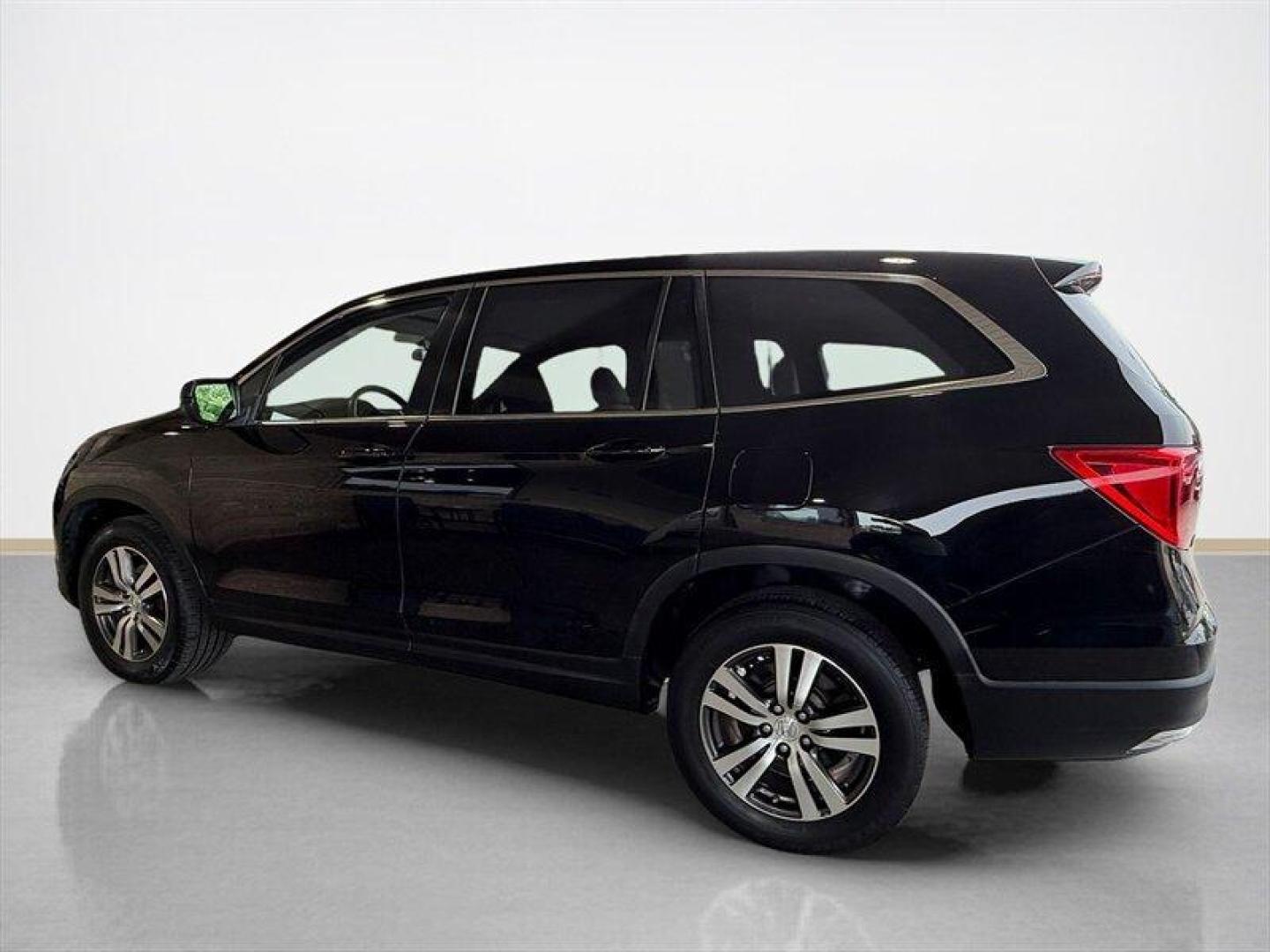2016 Crystal Black Pearl Honda Pilot EX (5FNYF6H32GB) with an 3.5L V6 280hp 262ft. lbs. engine, Automatic transmission, located at 25355 Eames Street, Channahon, IL, 60410, (815) 467-1807, 41.429108, -88.228432 - Clean local trade thats been well cared for and ready for the next family adventure. 7-passenger seating, backup camera, AWD confidence, and that legendary Honda reputation everyone wants when it comes to reliability. Spacious enough for the kids, sports gear, grocery runs, road trips all without - Photo#6
