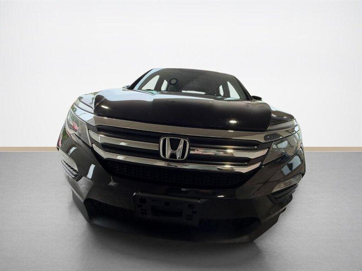 2016 Crystal Black Pearl Honda Pilot EX (5FNYF6H32GB) with an 3.5L V6 280hp 262ft. lbs. engine, Automatic transmission, located at 25355 Eames Street, Channahon, IL, 60410, (815) 467-1807, 41.429108, -88.228432 - Clean local trade thats been well cared for and ready for the next family adventure. 7-passenger seating, backup camera, AWD confidence, and that legendary Honda reputation everyone wants when it comes to reliability. Spacious enough for the kids, sports gear, grocery runs, road trips all without - Photo#8