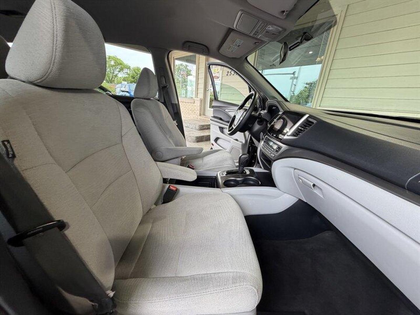 2016 Crystal Black Pearl Honda Pilot EX (5FNYF6H32GB) with an 3.5L V6 280hp 262ft. lbs. engine, Automatic transmission, located at 25355 Eames Street, Channahon, IL, 60410, (815) 467-1807, 41.429108, -88.228432 - Clean local trade thats been well cared for and ready for the next family adventure. 7-passenger seating, backup camera, AWD confidence, and that legendary Honda reputation everyone wants when it comes to reliability. Spacious enough for the kids, sports gear, grocery runs, road trips all without - Photo#16