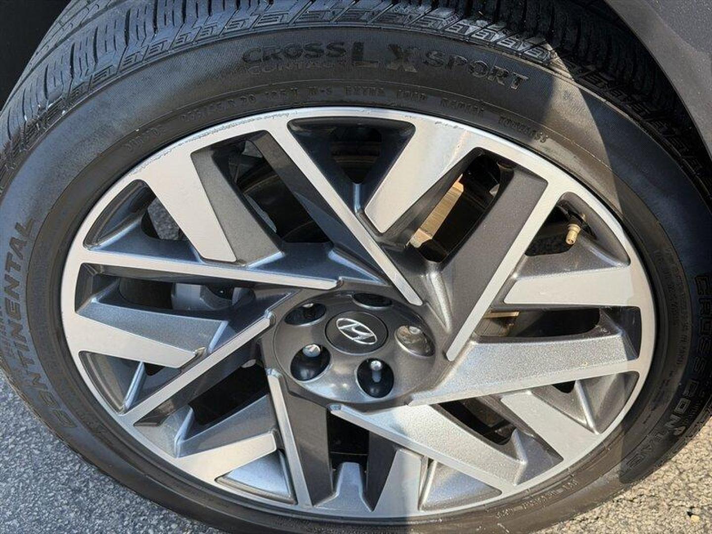 2021 Portofino Gray Hyundai SANTA FE Calligraphy (5NMS5DAL8MH) with an 2.5L Turbo I4 277hp 311ft. lbs. engine, Shiftronic transmission, located at 25355 Eames Street, Channahon, IL, 60410, (815) 467-1807, 41.429108, -88.228432 - Finished in sleek Portofino Gray, this local-trade Calligraphy is basically the VIP section of SUVs. Loaded with all the goodies: Heated and cooled leather Remote start Sunroof Navigation Backup camera AWD confidence for Midwest weather Luxury feel without the luxury-brand attitude. Smooth, cla - Photo#9
