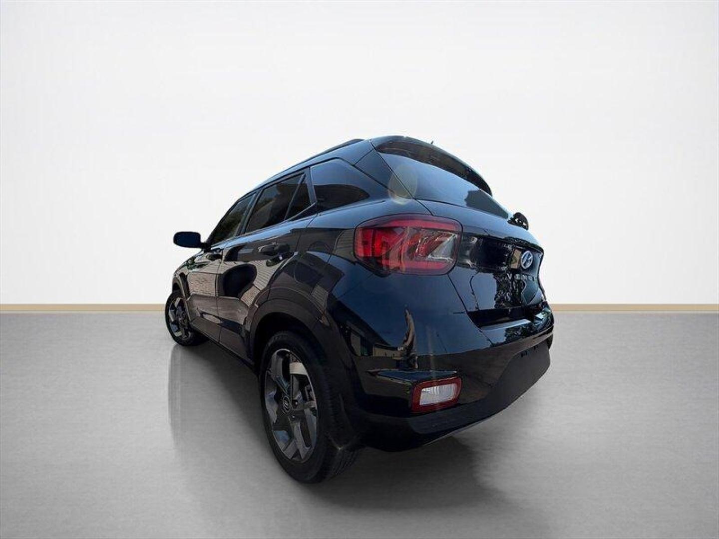 2025 Onyx Black Hyundai VENUE SEL (KMHRC8A32SU) with an Gamma 1.6L I4 121hp 113ft. lbs. engine, Automatic transmission, located at 25355 Eames Street, Channahon, IL, 60410, (815) 467-1807, 41.429108, -88.228432 - Only 8,500 miles and still covered under the remaining factory Hyundai warranty basically new without the brand-new price tag. Local trade loaded with: Backup camera Remote start Sunroof Great MPG Easy-to-park size with surprisingly roomy comfort Modern, stylish, and perfect for commuting, first - Photo#5