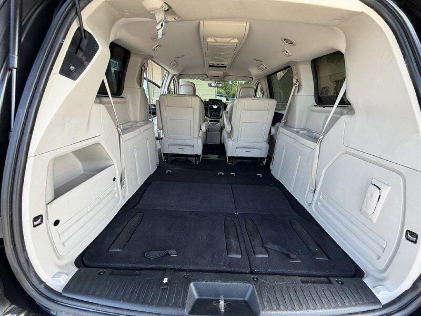 2015 Brilliant Black Crystal Pearl Coat Chrysler Town and Country Touring (2C4RC1BG7FR) with an Pentastar 3.6L Flex Fuel V6 283hp 260ft. lbs. engine, Automatic transmission, located at 25355 Eames Street, Channahon, IL, 60410, (815) 467-1807, 41.429108, -88.228432 - Unleash the power and dominance of the 2015 Chrysler Town and Country Touringwhere commanding performance meets unapologetic style. Roaring under the hood is the mighty Pentastar 3.6L Flex Fuel V6 engine, packing an impressive 283 horsepower and 260 ft-lbs of torque that refuses to be ignored. Thi - Photo#6