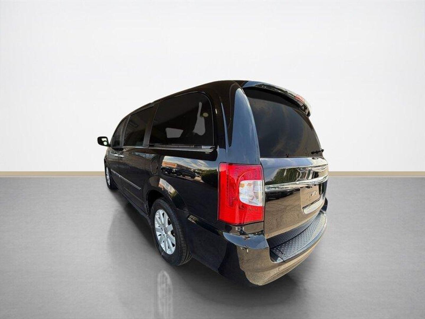 2015 Brilliant Black Crystal Pearl Coat Chrysler Town and Country Touring (2C4RC1BG7FR) with an Pentastar 3.6L Flex Fuel V6 283hp 260ft. lbs. engine, Automatic transmission, located at 25355 Eames Street, Channahon, IL, 60410, (815) 467-1807, 41.429108, -88.228432 - Unleash the power and dominance of the 2015 Chrysler Town and Country Touringwhere commanding performance meets unapologetic style. Roaring under the hood is the mighty Pentastar 3.6L Flex Fuel V6 engine, packing an impressive 283 horsepower and 260 ft-lbs of torque that refuses to be ignored. Thi - Photo#27
