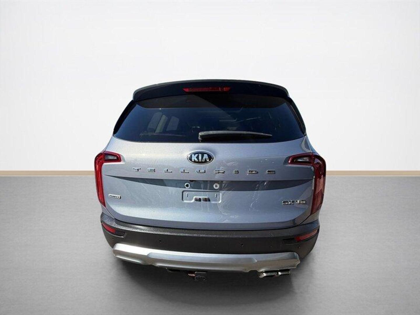 2020 Everlasting Silver Kia Telluride SX (5XYP5DHC7LG) with an 3.8L V6 291hp 262ft. lbs. engine, Automatic transmission, located at 25355 Eames Street, Channahon, IL, 60410, (815) 467-1807, 41.429108, -88.228432 - BIG SUV ENERGY. ZERO DEALER PREP FEES. This 2020 Kia Telluride SX AWD is serving luxury without the luxury price tag. Gravity Gray with Black Rims Heated and Cooled Leather Seats Navigation Bucket Seats Backup Camera Panoramic Sunroof AWD Confidence And here's the best part... FULLY SERVICED - Photo#3