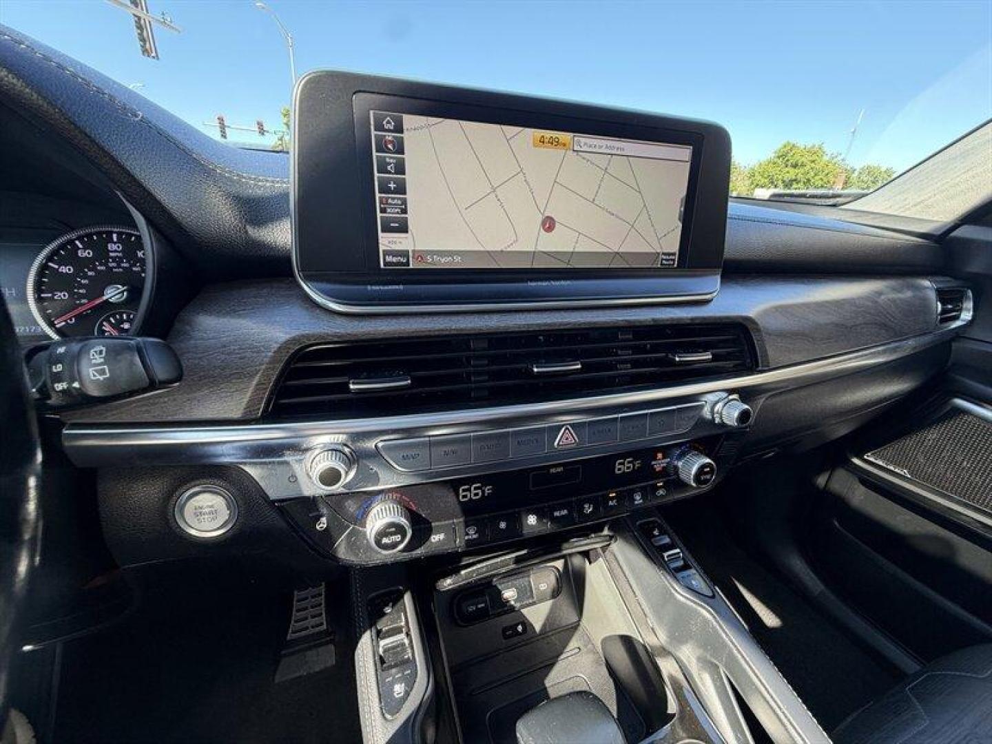 2020 Everlasting Silver Kia Telluride SX (5XYP5DHC7LG) with an 3.8L V6 291hp 262ft. lbs. engine, Automatic transmission, located at 25355 Eames Street, Channahon, IL, 60410, (815) 467-1807, 41.429108, -88.228432 - BIG SUV ENERGY. ZERO DEALER PREP FEES. This 2020 Kia Telluride SX AWD is serving luxury without the luxury price tag. Gravity Gray with Black Rims Heated and Cooled Leather Seats Navigation Bucket Seats Backup Camera Panoramic Sunroof AWD Confidence And here's the best part... FULLY SERVICED - Photo#19