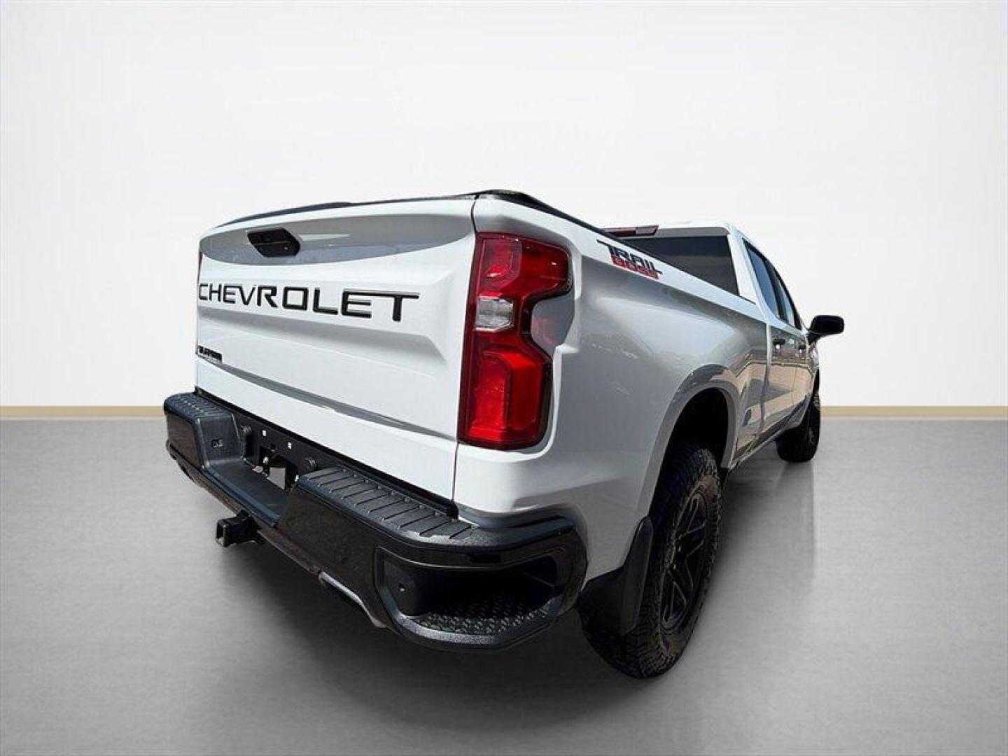 2019 Summit White Chevrolet Silverado 1500 Custom Trail Boss (1GCPYCEF1KZ) with an EcoTec3 5.3L V8 355hp 383ft. lbs. engine, Automatic transmission, located at 25355 Eames Street, Channahon, IL, 60410, (815) 467-1807, 41.429108, -88.228432 - The 2019 Chevrolet Silverado 1500 Custom Trail Boss Z71 is a robust and capable pickup designed to handle both work and off-road adventures with confidence. Powered by the EcoTec3 5.3L V8 engine, this truck delivers 355 horsepower and 383 ft-lbs of torque, providing a solid balance of power and effi - Photo#1