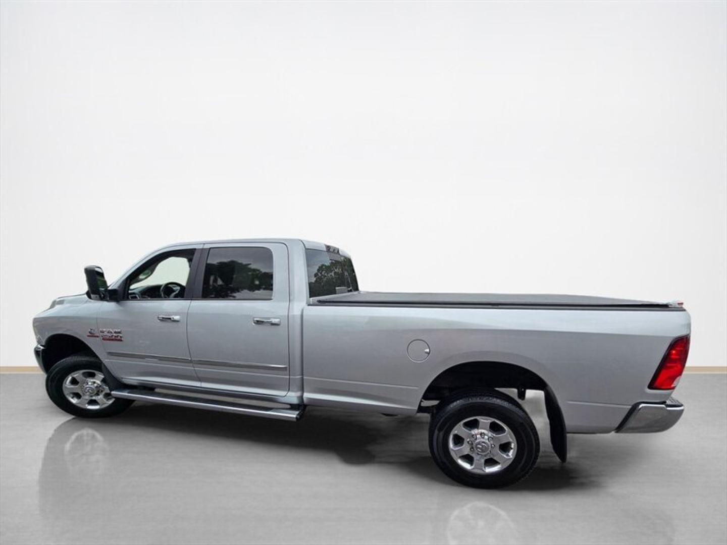 2016 Bright Silver Metallic Clear Coat RAM 2500 Big Horn (3C6UR5JL8GG) with an Cummins 6.7L Diesel Turbo I6 350hp 660ft. lbs. engine, Automatic transmission, located at 25355 Eames Street, Channahon, IL, 60410, (815) 467-1807, 41.429108, -88.228432- Photo#6