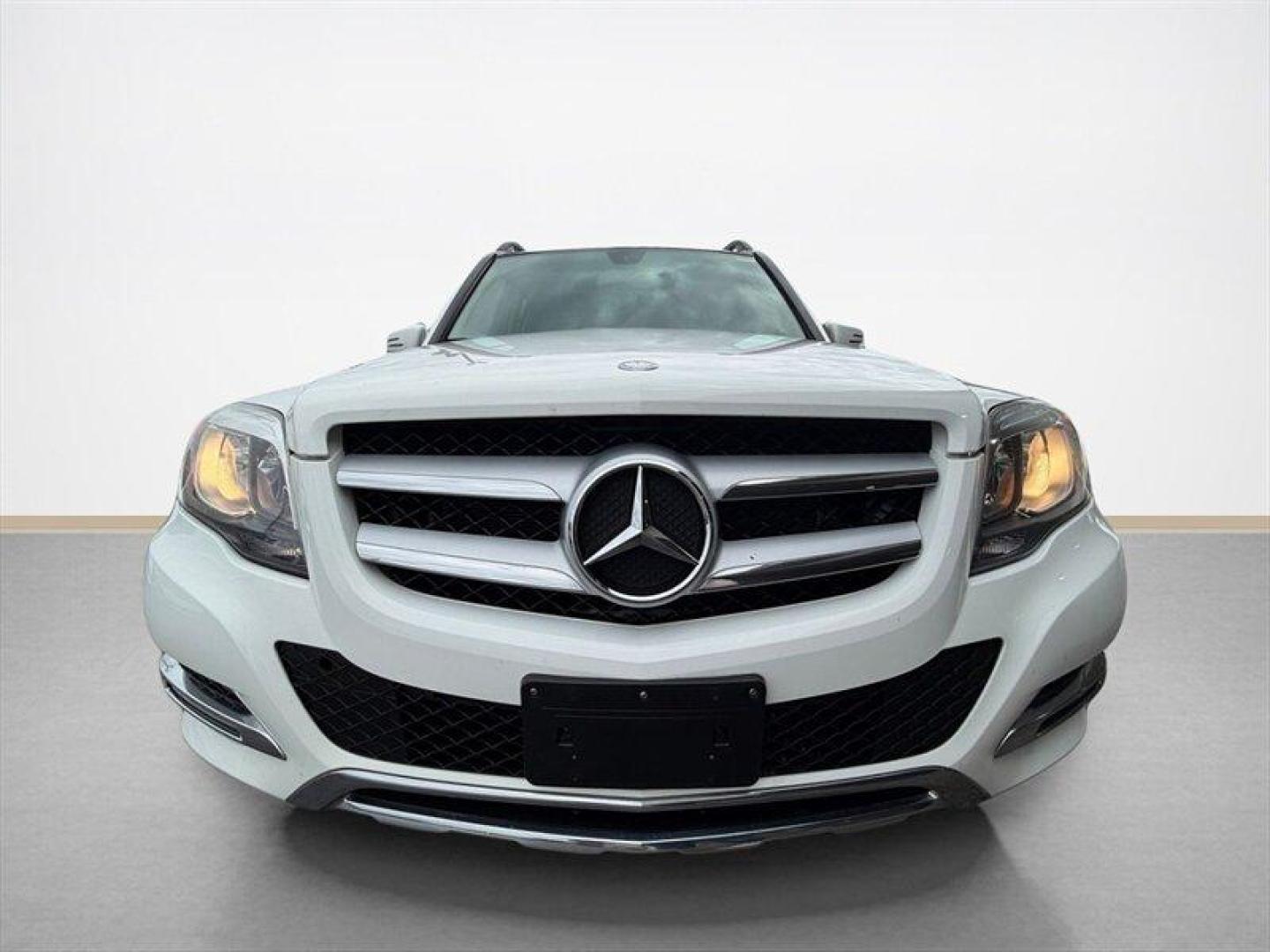 2014 Diamond White Metallic Mercedes-Benz GLK GLK 350 4MATIC and #174; (WDCGG8JB7EG) with an 3.5L V6 302hp 273ft. lbs. engine, Automatic transmission, located at 25355 Eames Street, Channahon, IL, 60410, (815) 467-1807, 41.429108, -88.228432 - Feast your eyes on this 2014 Mercedes-Benz GLK 350 4MATICwhere luxury meets power and sass meets sophistication. This beauty is rocking a 3.5L V6 engine that pumps out a juicy 302 horsepower and 273 ft-lbs of torque, ready to tackle city streets or open highways with style and confidence. With just- Photo#8