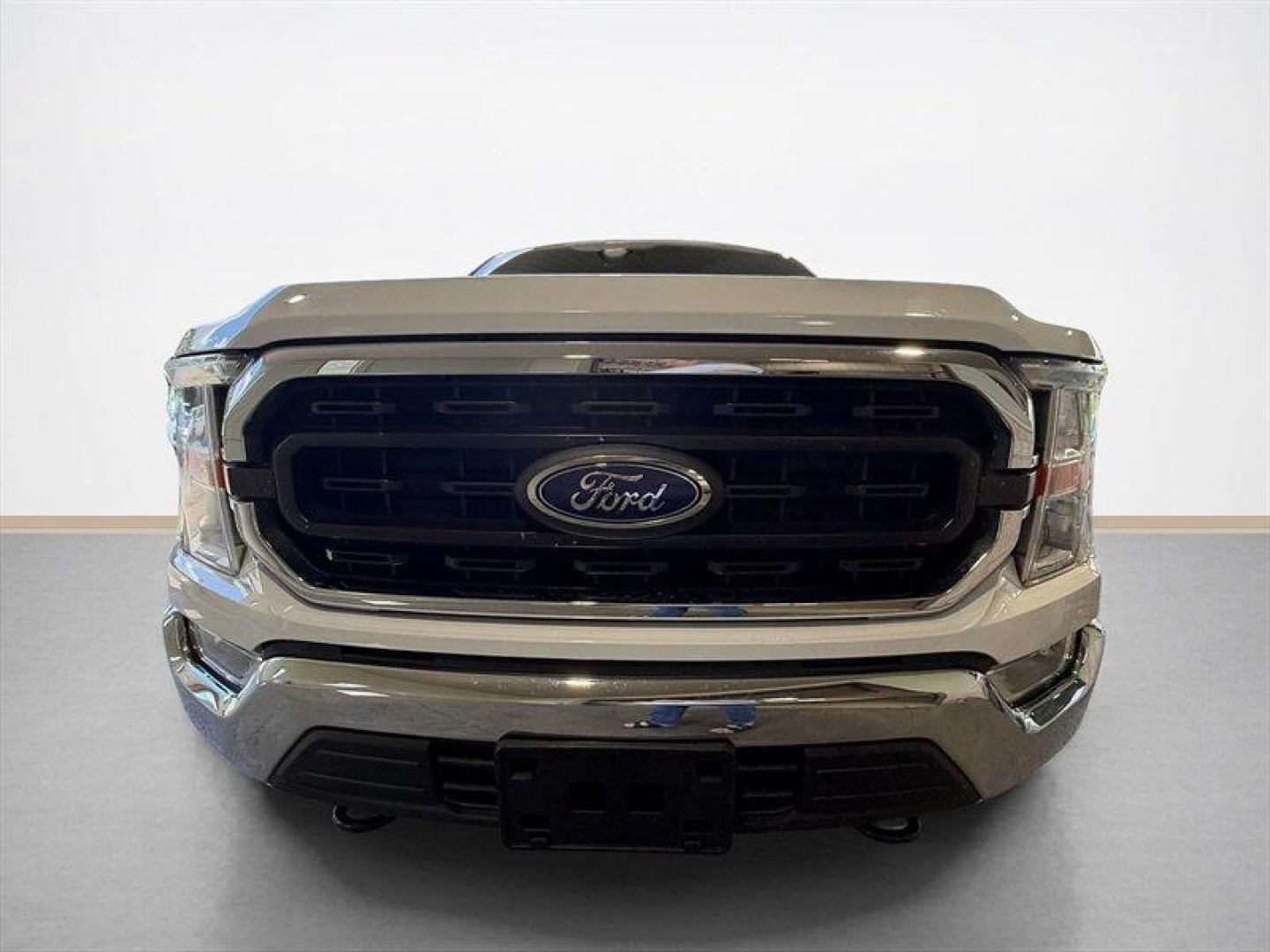 2022 Oxford White Ford F-150 XLT (1FTFW1E50NK) with an 5.0L Flex Fuel V8 400hp 410ft. lbs. engine, Automatic transmission, located at 25355 Eames Street, Channahon, IL, 60410, (815) 467-1807, 41.429108, -88.228432 - Forget the turbo debates. This one has the engine everyone asks for. A hard-to-find, true original 5.0L V8 under the hood, backed by the comfort and capability that made the F-150 America's favorite truck. 5.0L V8 Crew Cab 4x4 XLT Package Good miles Just serviced Texas truck Ready for work, towing- Photo#8