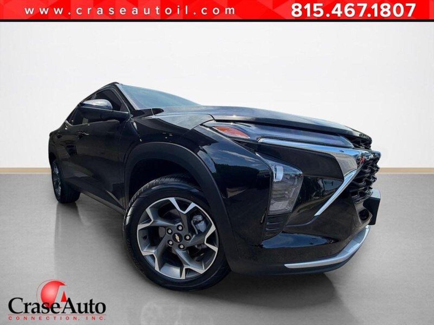 2024 Mosaic Black Metallic Chevrolet Trax LT (KL77LHE22RC) with an ECOTEC 1.2L Turbo I3 137hp 162ft. lbs. engine, Automatic transmission, located at 25355 Eames Street, Channahon, IL, 60410, (815) 467-1807, 41.429108, -88.228432 - Why pay new-car prices when you can get the new body style without the new-car sticker shock? This redesigned Trax LT has the look, technology, and comfort people want, with good miles and fresh service already done. LT Package New body style Good miles Remote start Backup camera Freshly serviced- Photo#0