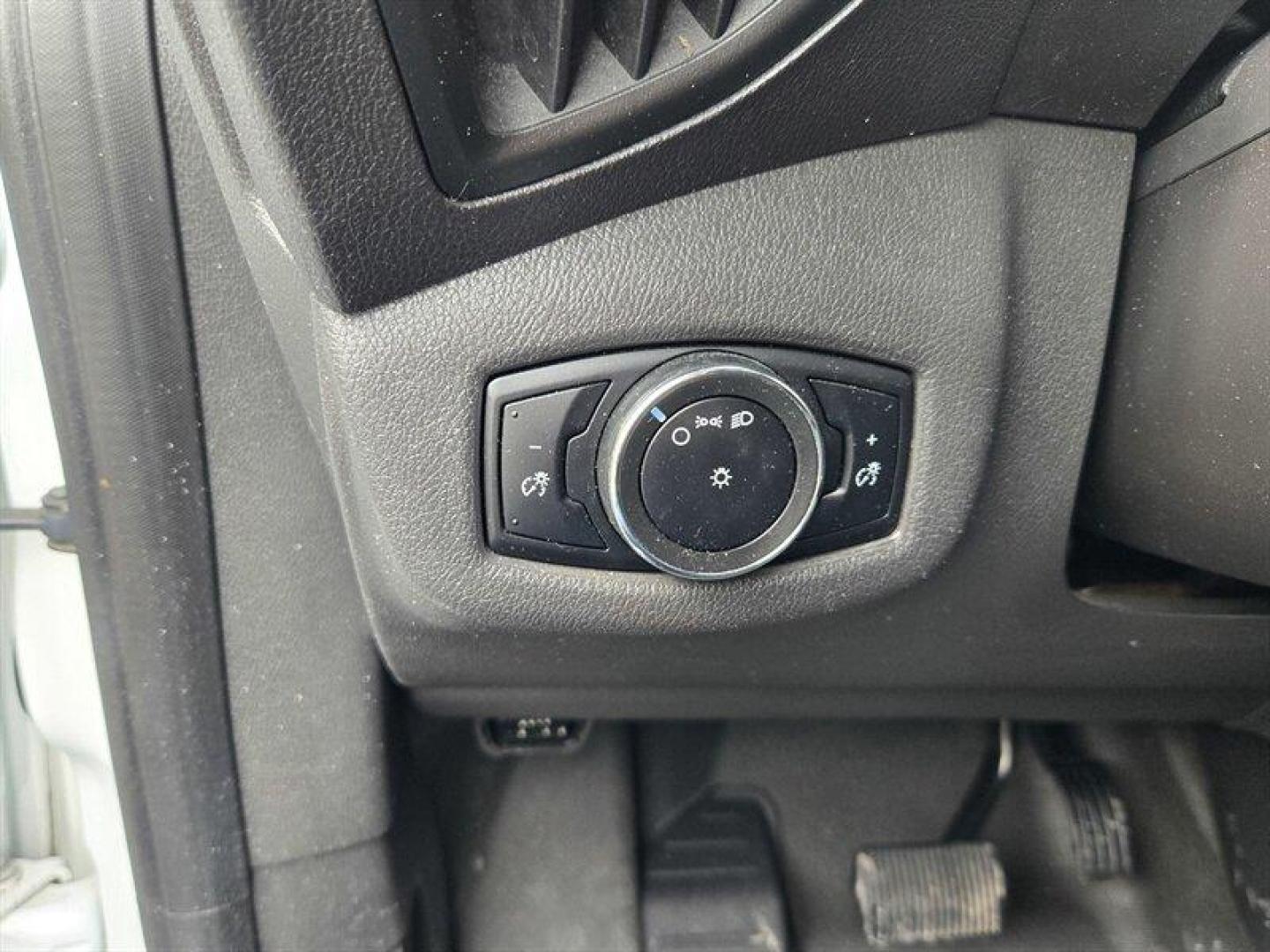 2016 Frozen White Ford Transit Connect XL (NM0LS6E78G1) with an Duratec 2.5L I4 169hp 171ft. lbs. engine, Automatic transmission, located at 25355 Eames Street, Channahon, IL, 60410, (815) 467-1807, 41.429108, -88.228432 - This 2016 Ford Transit Connect XL offers a versatile and efficient driving experience, powered by a Duratec 2.5L I4 engine that produces 169 horsepower and 171 ft-lbs of torque. The exterior is finished in a clean Frozen White, complemented by a Pewter interior that provides a practical and comforta - Photo#11
