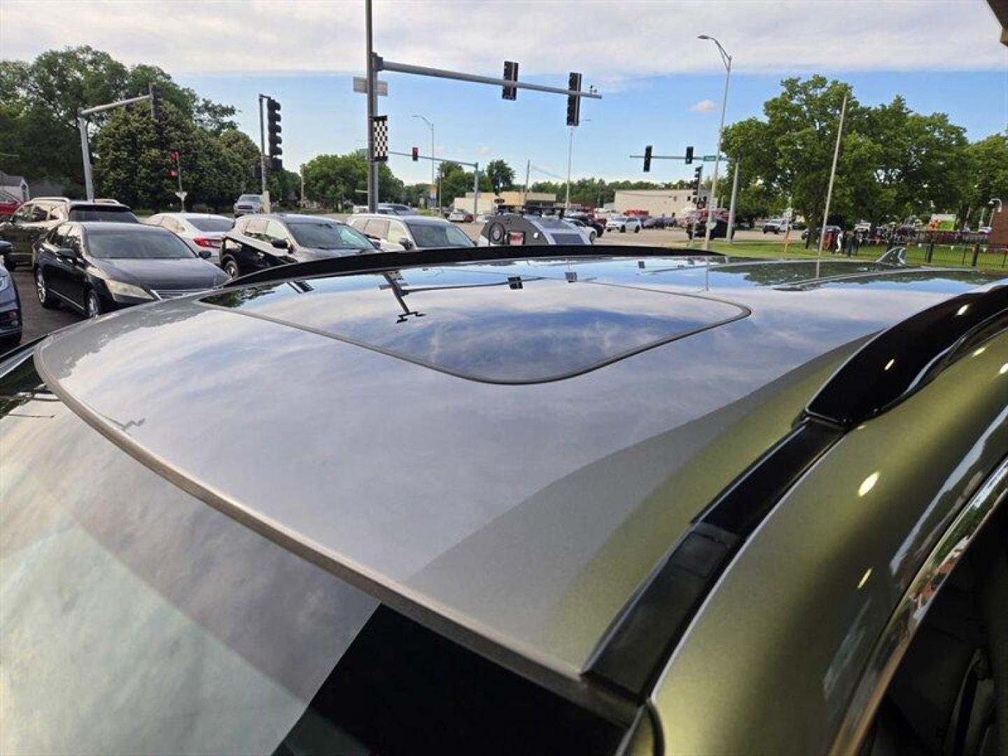 2022 Lunar Silver Metallic Honda Pilot Special Edition (5FNYF6H25NB) with an 3.5L V6 280hp 262ft. lbs. engine, Automatic transmission, located at 25355 Eames Street, Channahon, IL, 60410, (815) 467-1807, 41.429108, -88.228432 - The 2022 Honda Pilot SE features a robust 3.5L V6 engine delivering 280 horsepower and 262 lb-ft of torque, providing a balanced combination of power and efficiency. The exterior is finished in Lunar Silver Metallic, complemented by a Gray interior that offers a spacious and comfortable environment- Photo#9