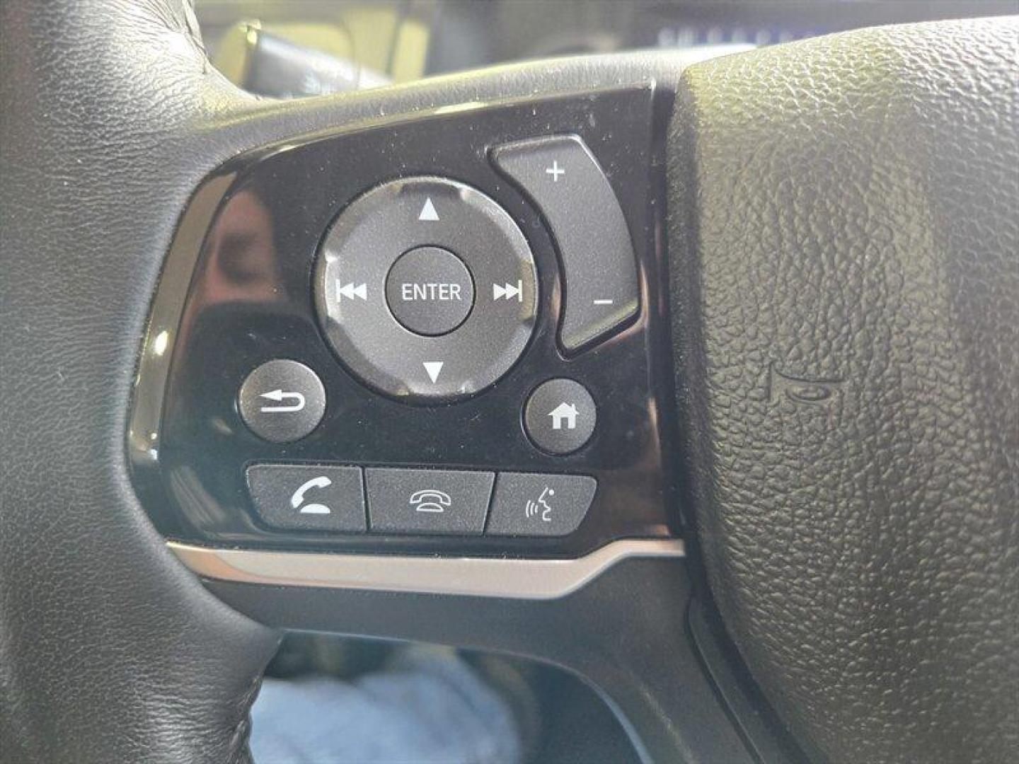 2022 Lunar Silver Metallic Honda Pilot Special Edition (5FNYF6H25NB) with an 3.5L V6 280hp 262ft. lbs. engine, Automatic transmission, located at 25355 Eames Street, Channahon, IL, 60410, (815) 467-1807, 41.429108, -88.228432 - The 2022 Honda Pilot SE features a robust 3.5L V6 engine delivering 280 horsepower and 262 lb-ft of torque, providing a balanced combination of power and efficiency. The exterior is finished in Lunar Silver Metallic, complemented by a Gray interior that offers a spacious and comfortable environment- Photo#14