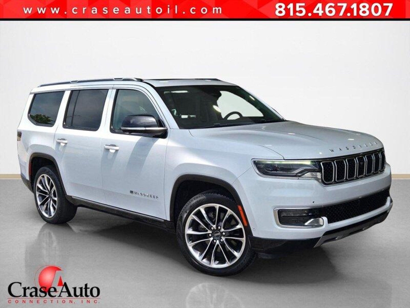 2023 Bright White Clear Coat Jeep Wagoneer Series III (1C4SJVDP4PS) with an Hurricane 3.0L Twin Turbo I6 420hp 468ft. lbs. engine, Automatic transmission, located at 25355 Eames Street, Channahon, IL, 60410, (815) 467-1807, 41.429108, -88.228432 - The 2023 Jeep Wagoneer Series III offers a blend of powerful performance, refined luxury, and advanced technology. Equipped with a Hurricane 3.0L Twin Turbo I6 engine, it delivers 420 horsepower and 468 ft-lbs of torque, providing confident acceleration and smooth driving dynamics. The factory defau- Photo#0