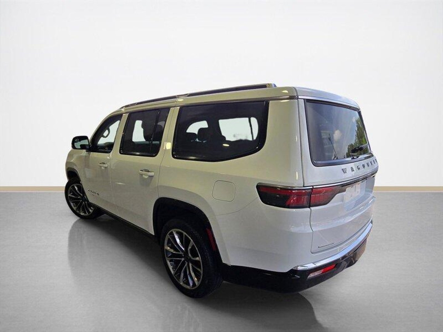 2023 Bright White Clear Coat Jeep Wagoneer Series III (1C4SJVDP4PS) with an Hurricane 3.0L Twin Turbo I6 420hp 468ft. lbs. engine, Automatic transmission, located at 25355 Eames Street, Channahon, IL, 60410, (815) 467-1807, 41.429108, -88.228432 - The 2023 Jeep Wagoneer Series III offers a blend of powerful performance, refined luxury, and advanced technology. Equipped with a Hurricane 3.0L Twin Turbo I6 engine, it delivers 420 horsepower and 468 ft-lbs of torque, providing confident acceleration and smooth driving dynamics. The factory defau- Photo#5